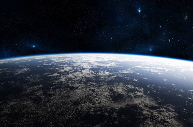 Datei:Earth-From-Space-Space-1080x1920-759x500.jpg